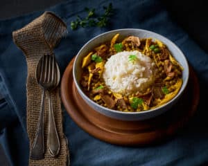 Read more about the article Dischili – Steinpilz Erbsencurry mit Hühnchen